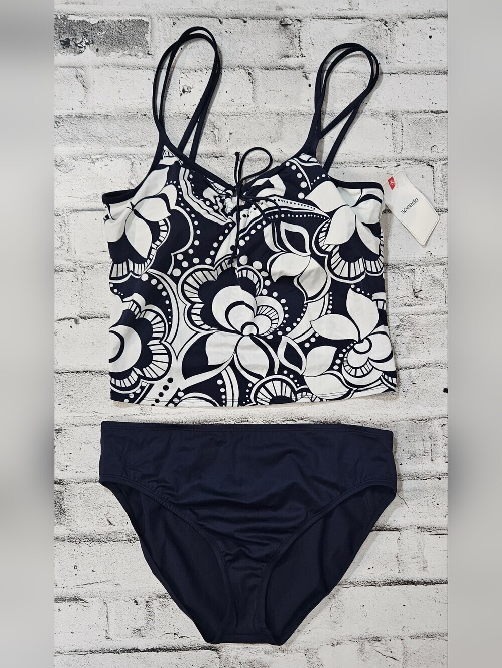 Speedo Womens Tankini Swimsuit Size 18 Navy White Floral Two Piece NWT